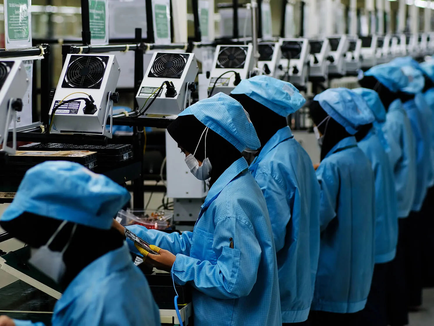 pabrik oppo indonesia