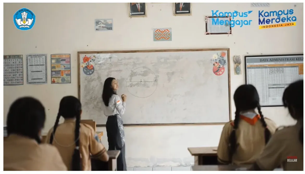 Sumber: https://www.unila.ac.id/semangat-mahasiswa-kampus-mengajar-dukung-penguatan-literasi-dan-numerasi-di-sekolah/