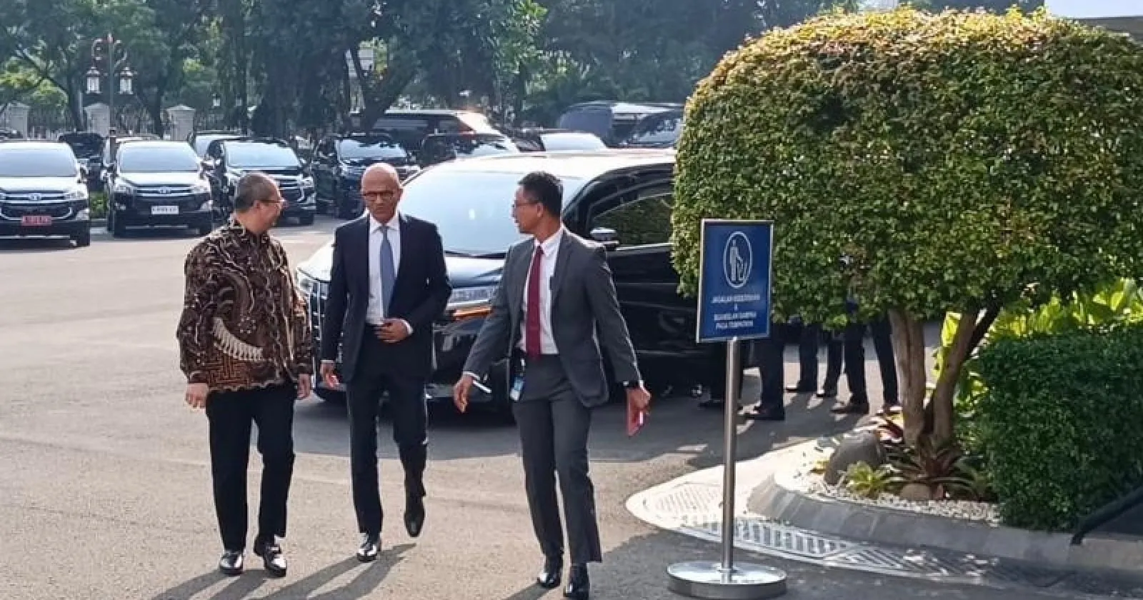 microsoft investasi indonesia