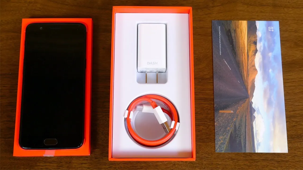 OnePlus 5 Unboxing and First Impressions - YouTube