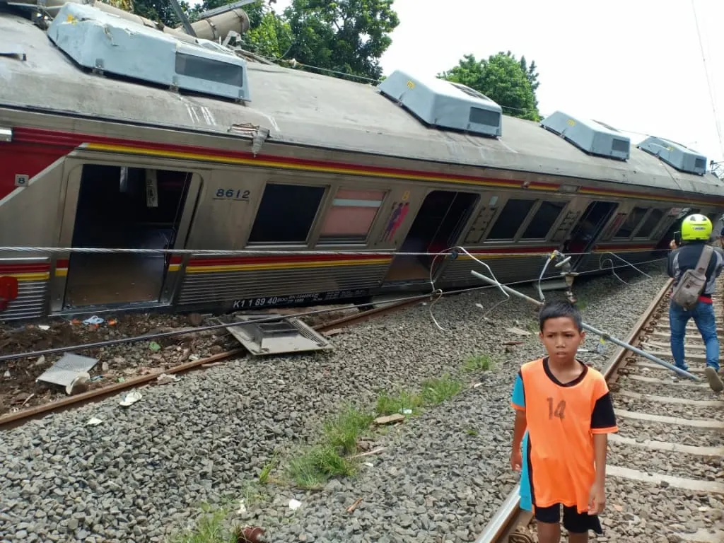 Penyebab Kereta Anjlok