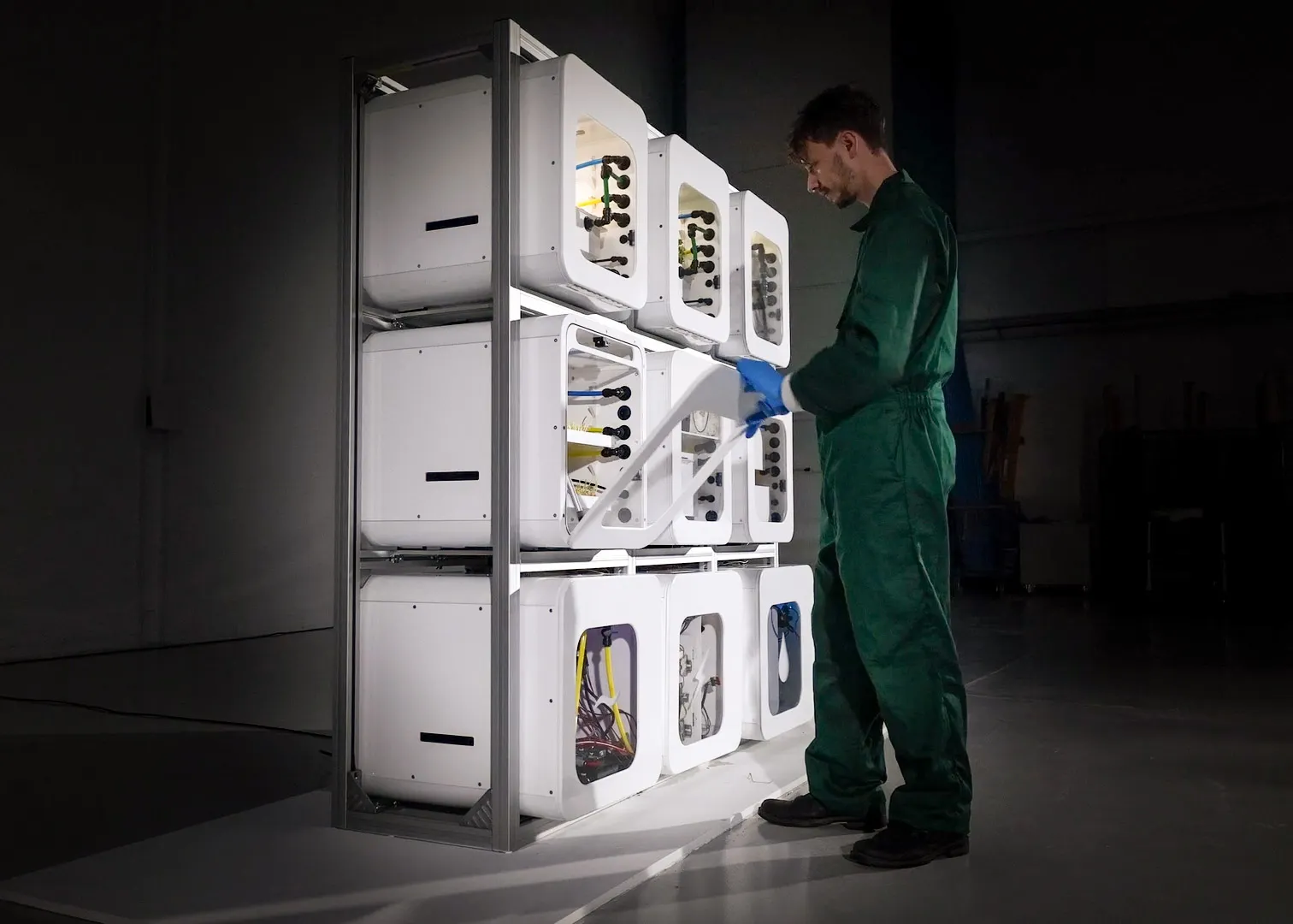 Sumber: https://www.technologyreview.com/2023/05/18/1073303/nasa-space-food-competition/