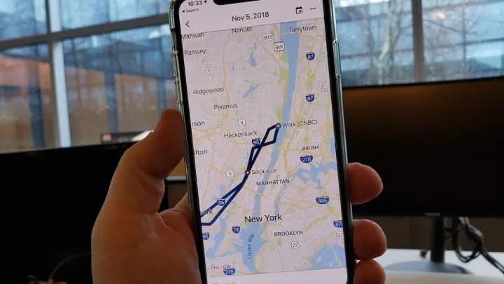 Lihat riwayat Timeline Anda di mana Anda pernah berkunjung.