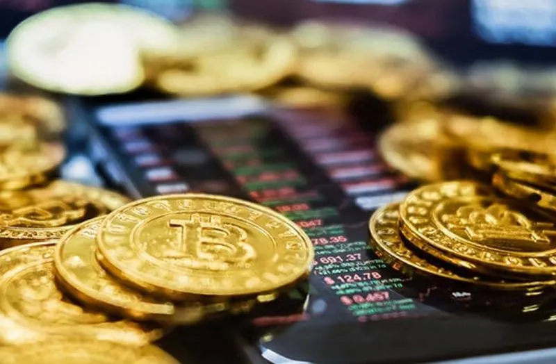 Ilustrasi mengenal berbagai kelebihan aset kripto.