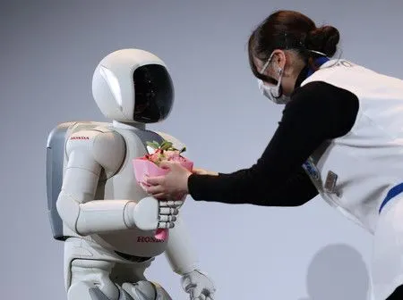 Robot Honda Asimo Berhenti Beroperasi